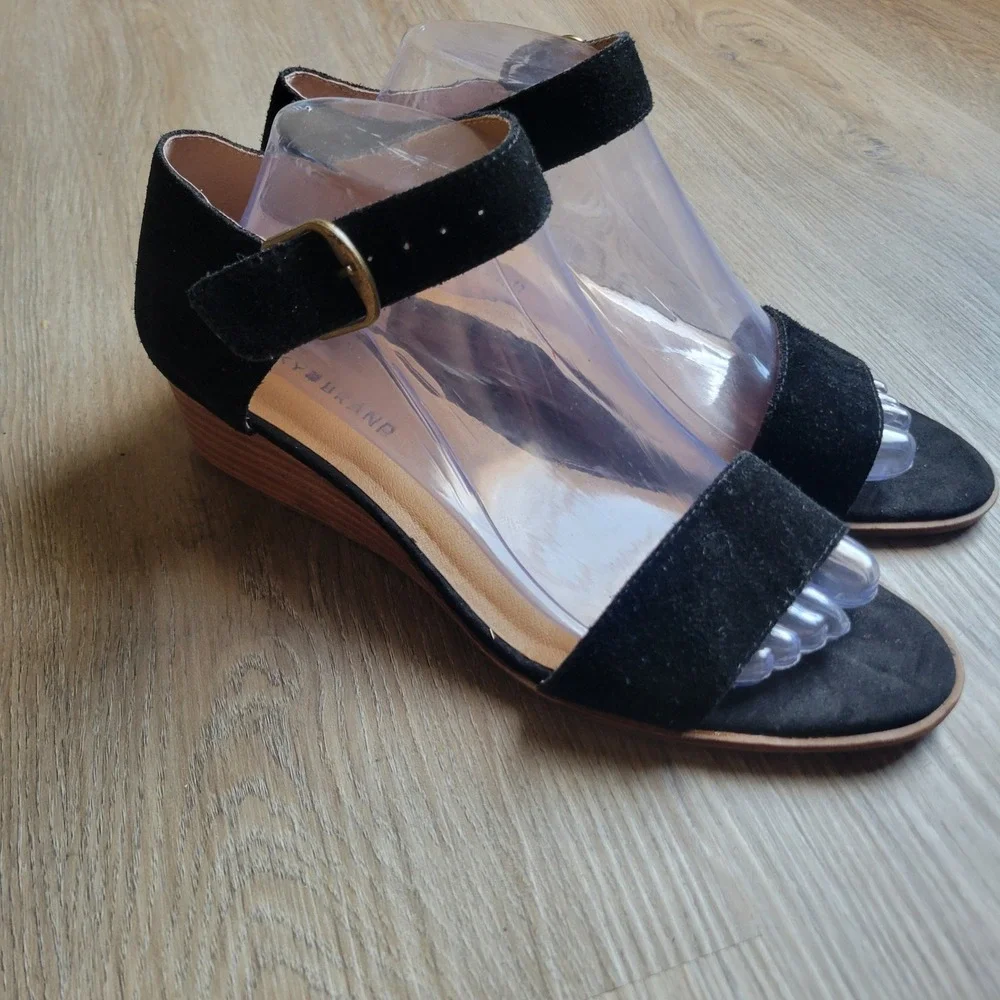 Lucky Brand Women Wedge Sandals 10 Black Suede Ankle Strap Boho Casual